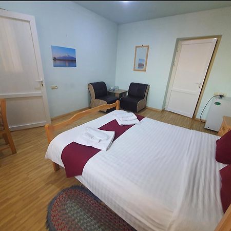 Kesabella Touristic House Panzió P'arak'ar Kültér fotó
