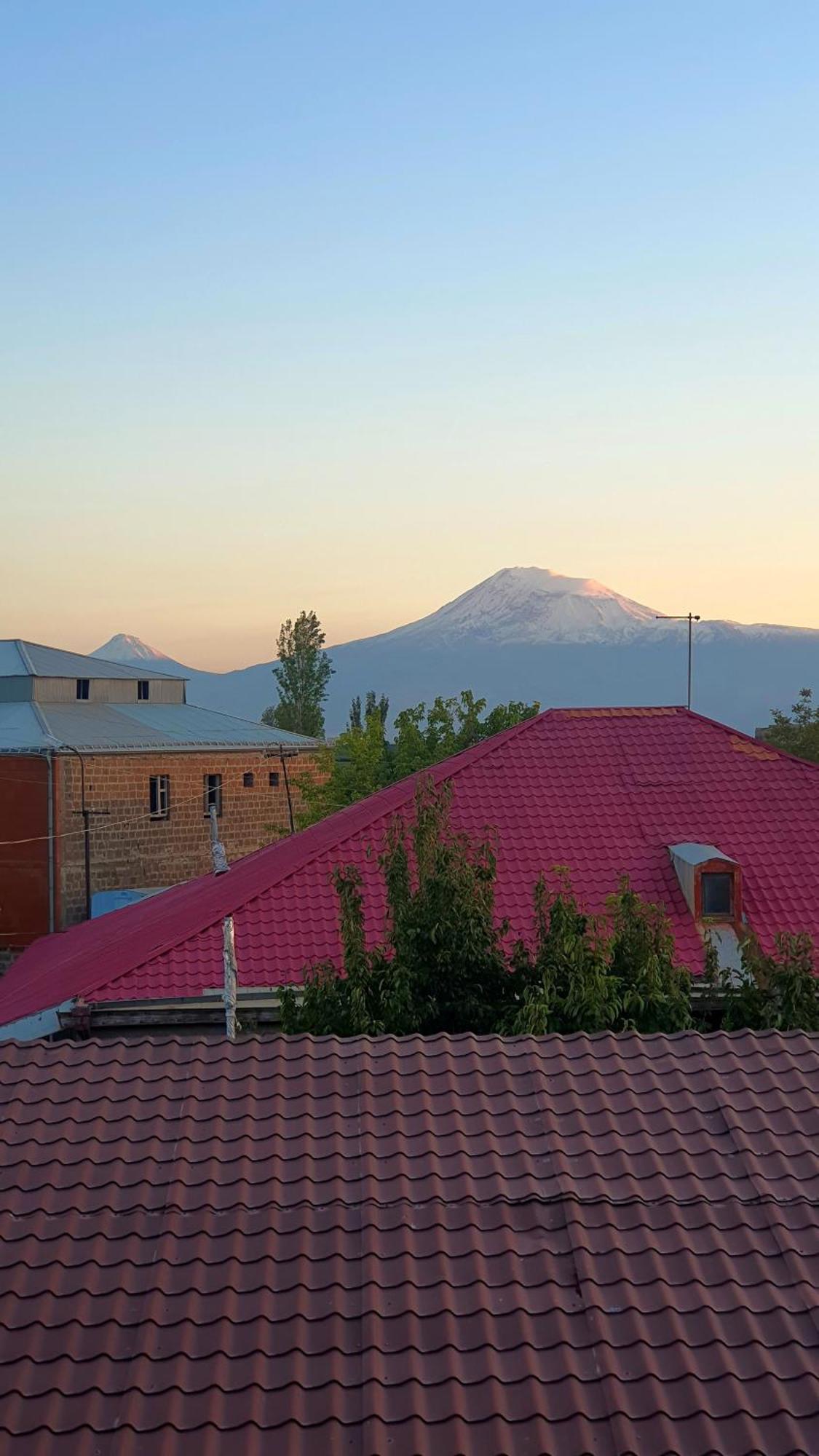 Kesabella Touristic House Panzió P'arak'ar Kültér fotó